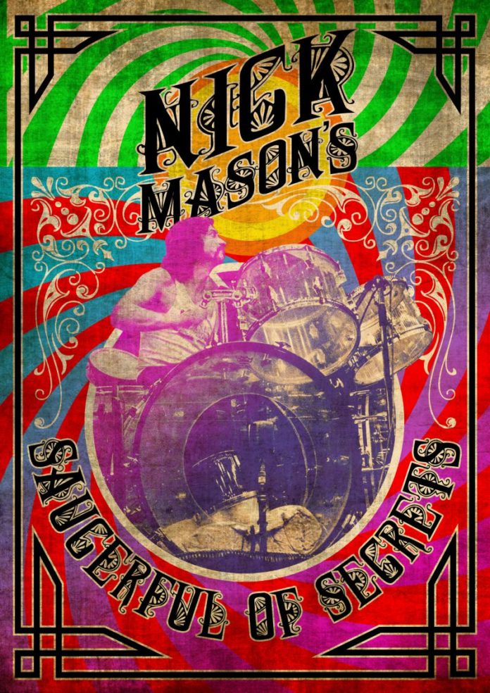 Nick Mason: Locandina con scritta.