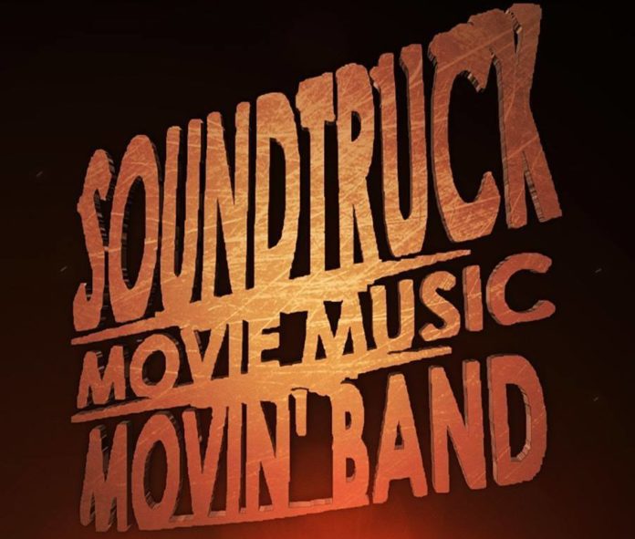 Soundtruck: movie music, movin band. In primo piano il logo del gruppo in giallo su sfondo marrone