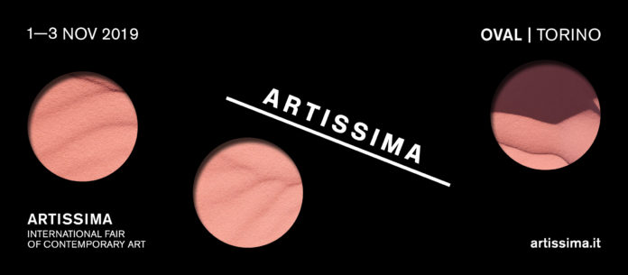 il logo di artissima 2019 cerchi rosa colorati su fondo nero
