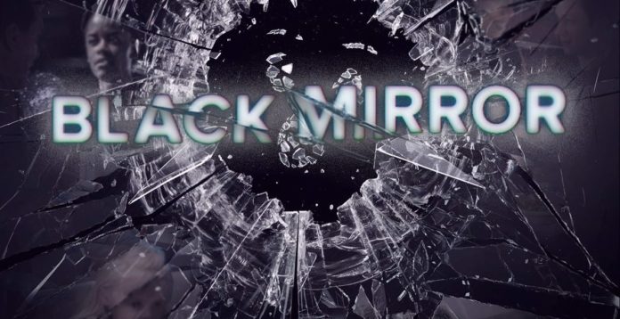 un specchio nero rotto in mille pezzi è la copertina della serie tv Black Mirror