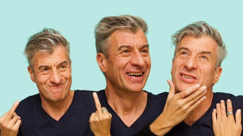 Cattelan, l'artista della banana mangiata da Datuna