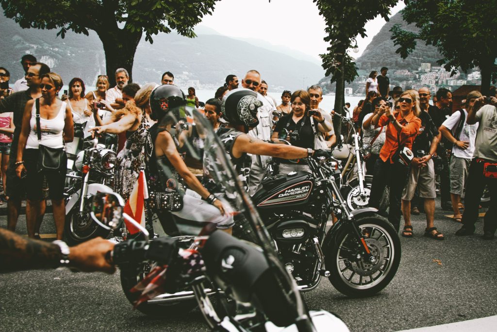 Haleysta: foto di gruppo di un raduno di harley-Davidson