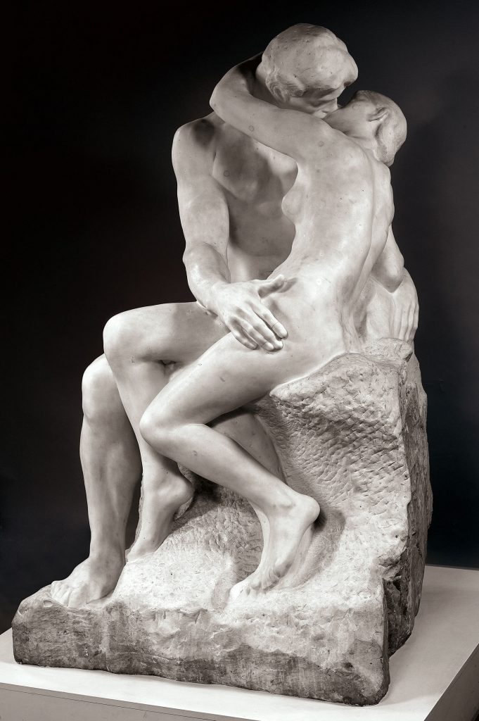Il bacio di San Valentino di Auguste Rodin statua in marmo bianco raffigura Paolo e  Francesca