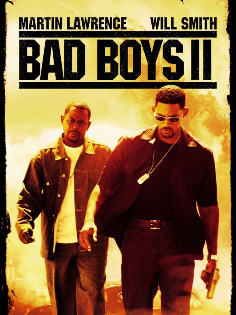 Will Smith e Martin Lawrence nella locandina del film Bad Boys II vestiti di jeans e con una piastrina al collo, pistole in pugno