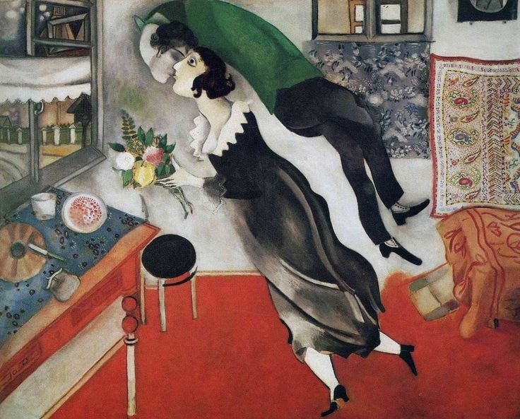Tra i baci d'arte Chagall due Giovanni che si liberano nell aria baciandosi