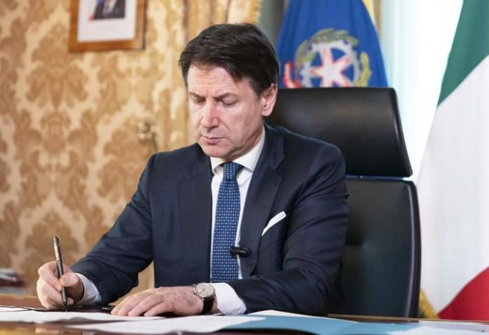 Manovra Cura Italia Decreto Marzo Conte firma il decreto