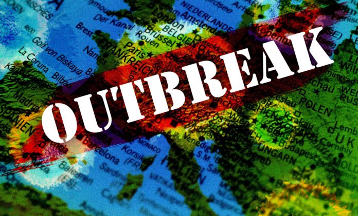 nuovo decreto legge una cartina dell europa con la scritta outbreak sull'italia