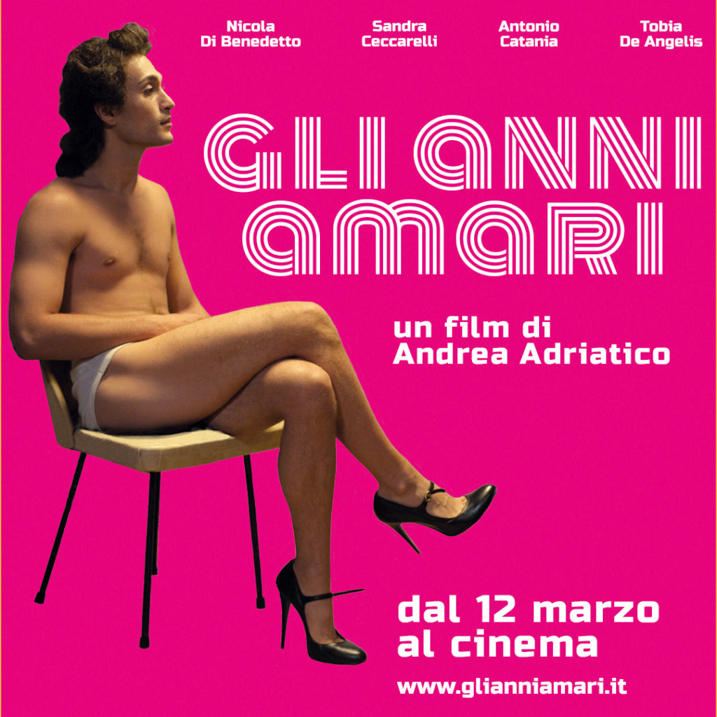 Anni amari il film anteprima del Lovers film festival locandina con un uomo nudo seduto su una sedia