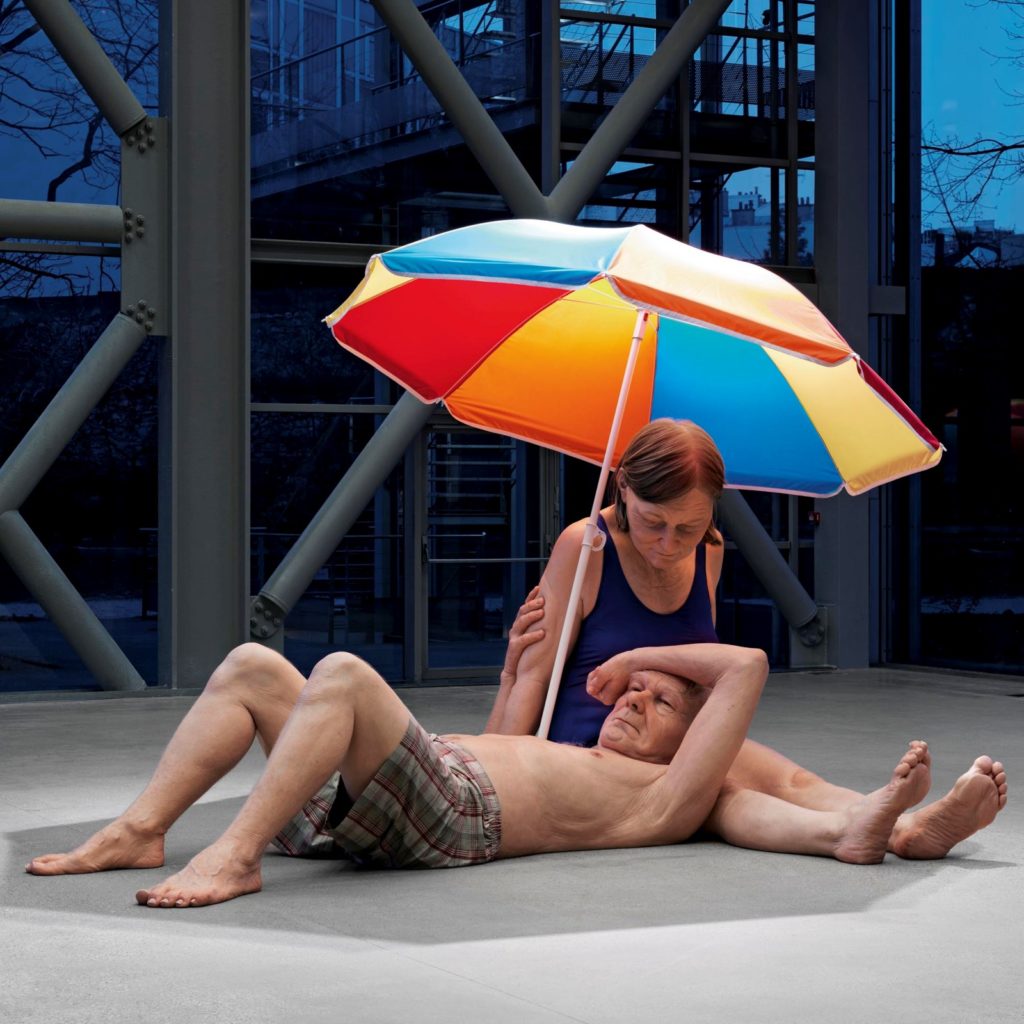 Ron Mueck la solitudine attuale e fragile delle sue sculture iperrealismo attuale di soggetti