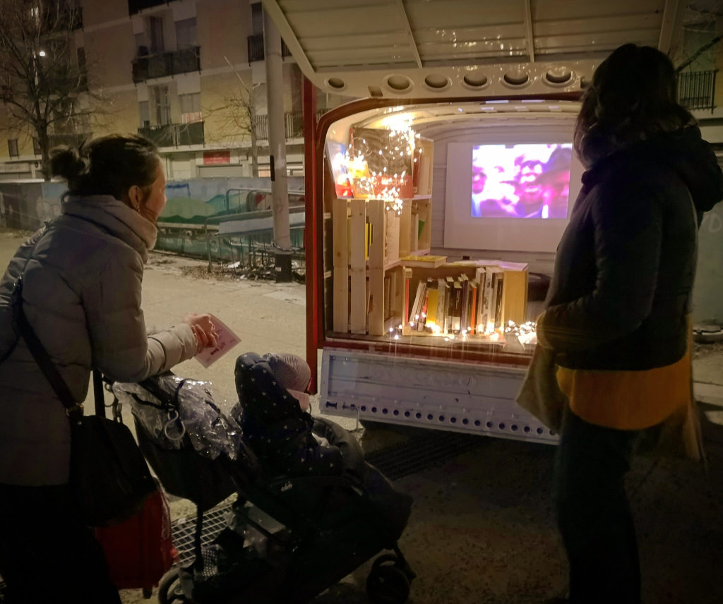 Apebook torna all'aria aperta, e  i libri  circolano di nuovo  nel quartiere della Magliana