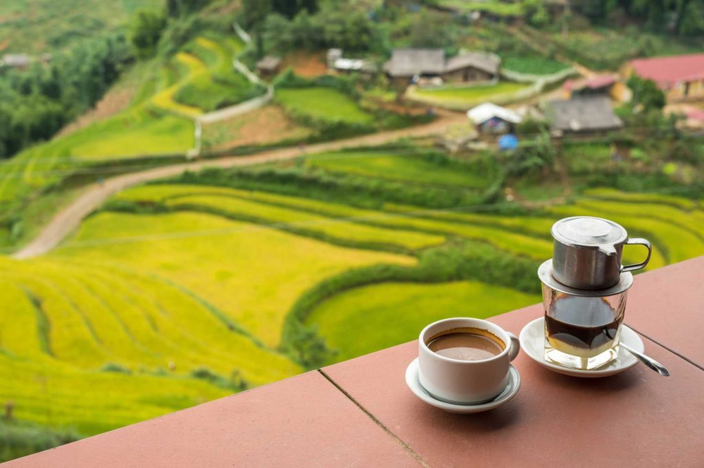 Il caffè allo yogurt: la bevanda dissetante del Vietnam.