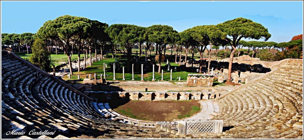 Ostia Antica Festival con l'arena del teatro romano antico