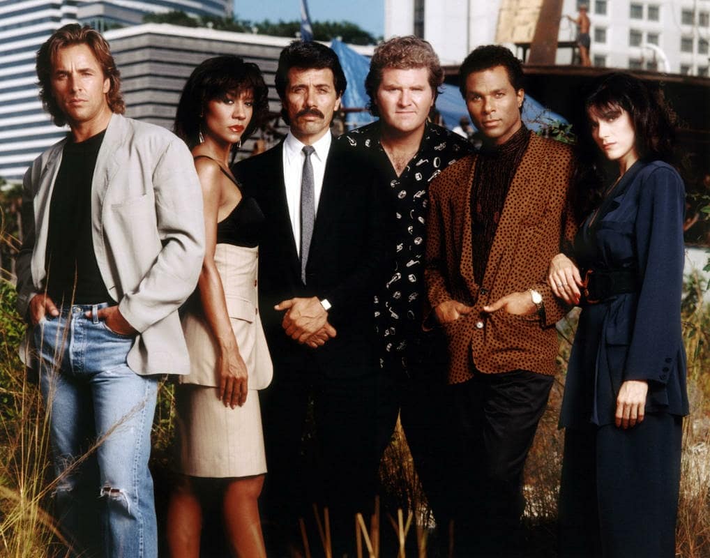 Miami Vice la serie cult dei mitici anni '80. Un successo trionfale