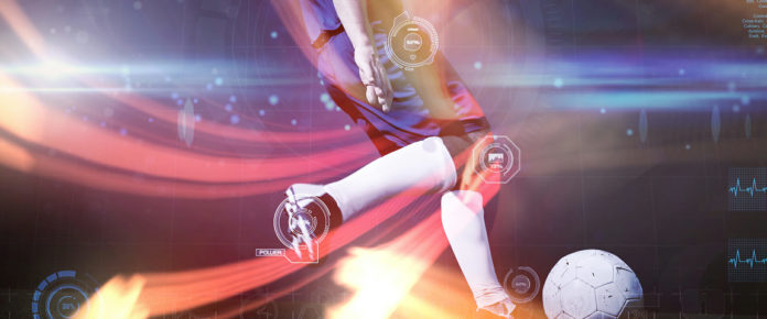 Vesta Calcio - un giocatore calcia un pallone seguito da dispositivi tecnologici