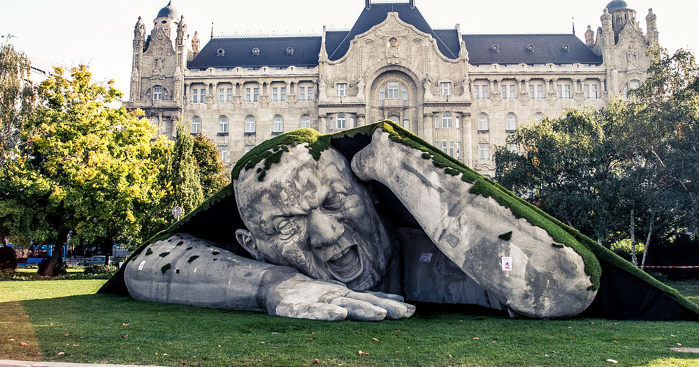 Le sculture e statue  più strane e incredibili del mondo