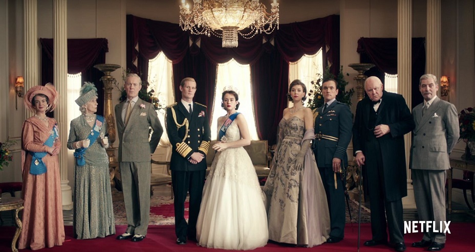 Serie tv netflix The Crown la foto di tutta la famiglia reale