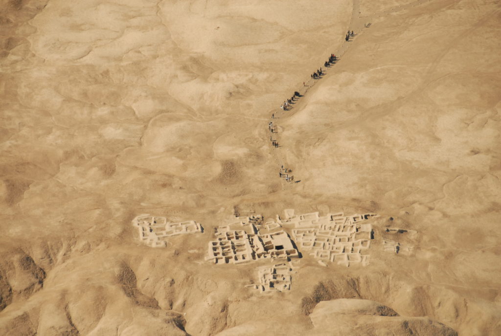 Pompei d'Oriente - vediuta dall'alto del sito archeologico in mezzo al deserto