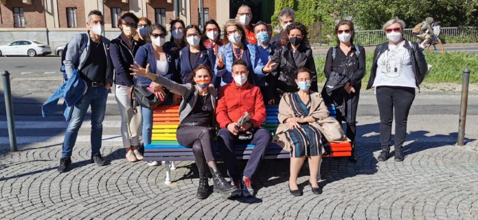 Insieme contro la violenza, il grido arcobaleno di Torino