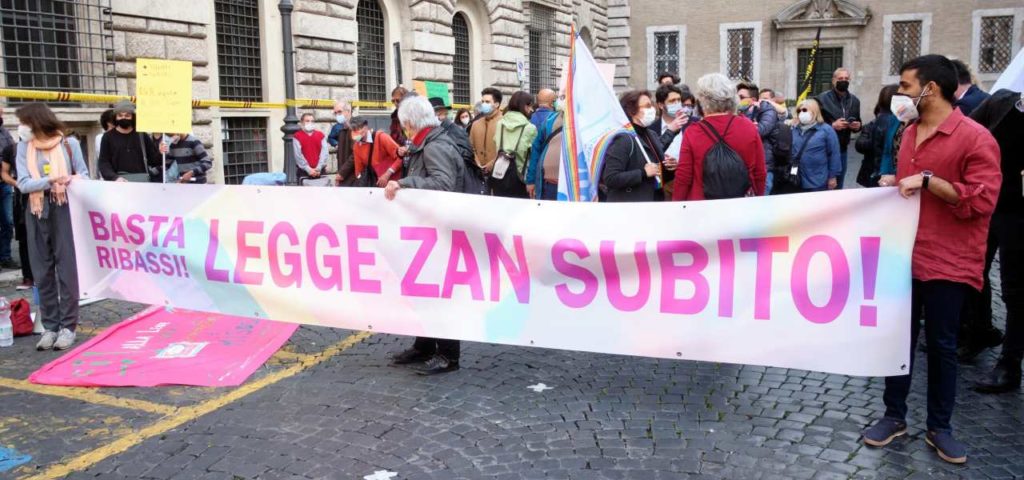 Striscione legge Zan