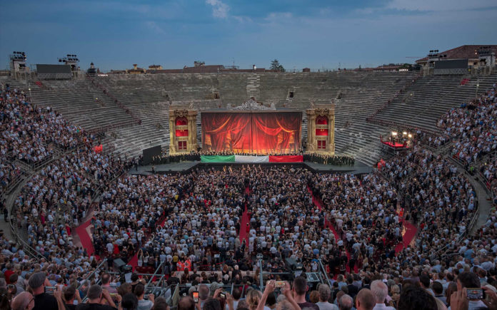 Arena di Verona, l'Opera raccontata da Pippo Baudo su RAI 3