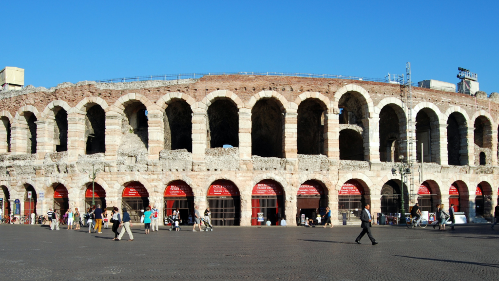 Arena di Verona, l'Opera raccontata da Pippo Baudo su RAI 3