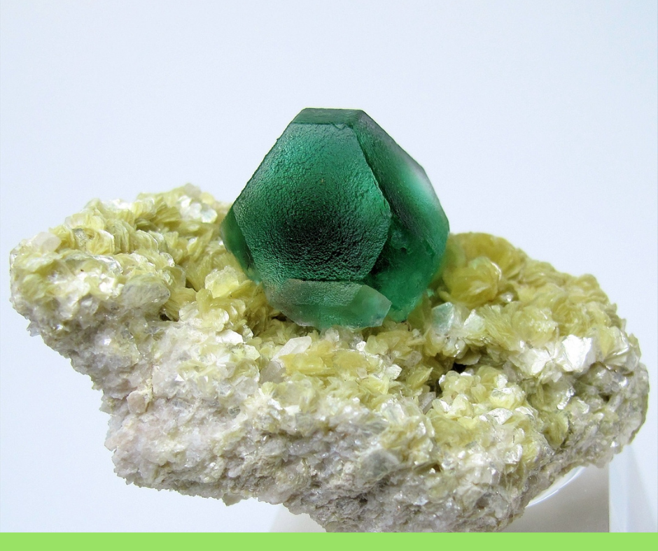 Prevenzione, la miglior cura per l'igiene orale. FLUORO MINERALE fluorite