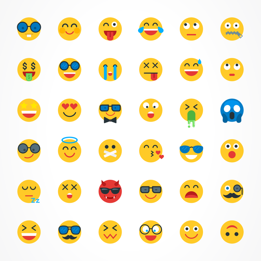 world emoji day - nella foto tante faccine gialle con diverse espressioni