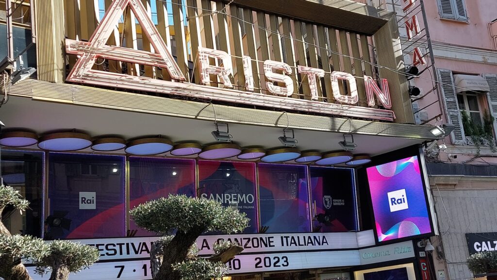 festival di sanremo 2023 - l'esterno del teatro ariston