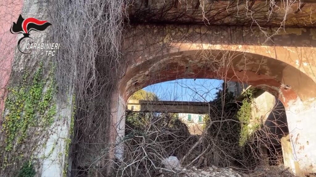 ruderi della stazione Napolil Bayard