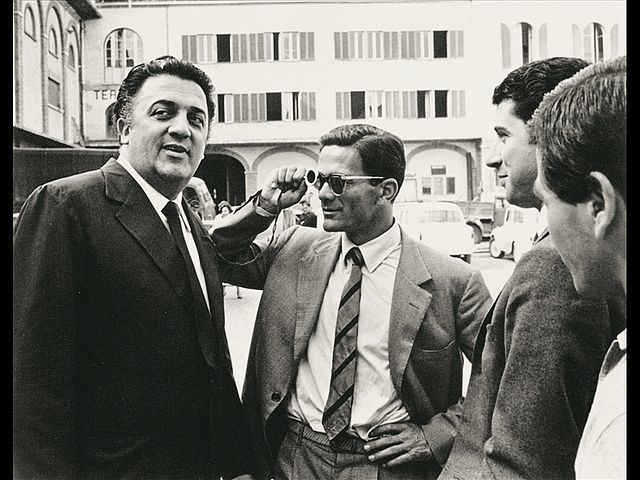 pasolini e federico fellini foto d'epoca in bianco nero