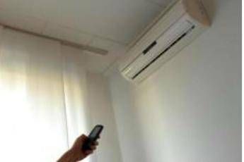 Climatizzatori contro il caldo, ecco il vademecum per un’estate fresca