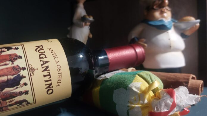 Una bottiglia di vino con l'etichetta 