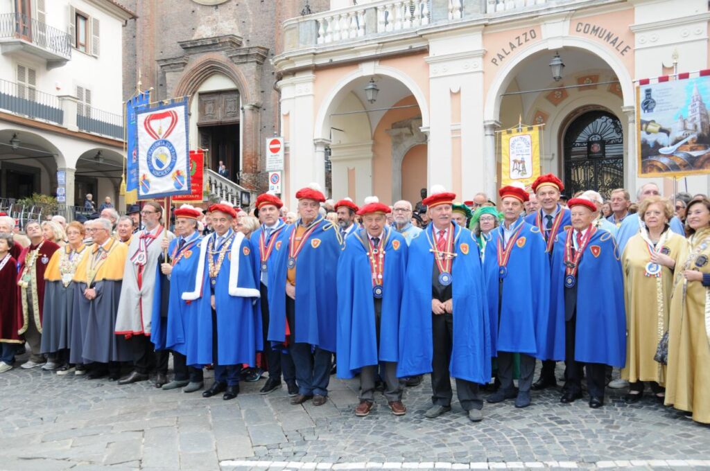 Raduno nazionale Federazione Circoli Enogastronomici 2023 - foto di gruppo 