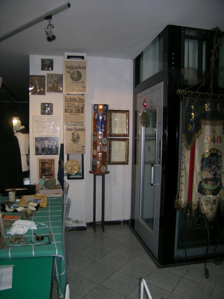interno del museo di simbologiamassonica
