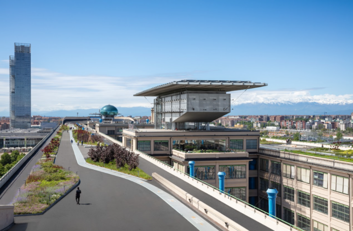 la pista della 500 dul tesso di Lingotto Pinacoteca Agnellisebastiano Pellion di Persano