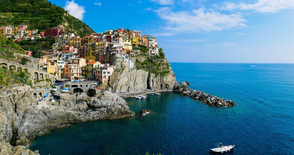 Sentieri delle Cinque Terre - una vista panoramica di Manarola