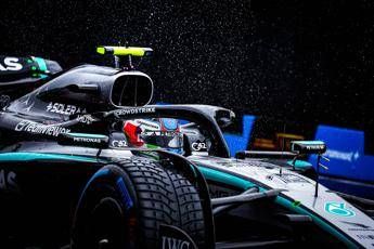 Antonelli nella bufera, ha fatto passare Norris? Le accuse social e le ‘scuse’ a Verstappen