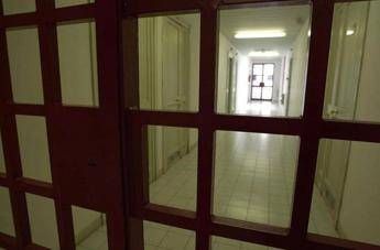 Prato, detenuto ucciso in carcere: indaga la Procura per omicidio preterintenzionale