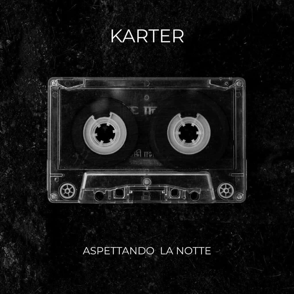 karter - la copertina del nuovo album, che raffigura una musicassetta