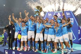 Calendario Serie A 2025-2026, il sorteggio: Sassuolo-Napoli alla prima giornata, derby di Roma alla 4a