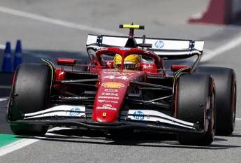 Ferrari, Hamilton e il mancato sorpasso su Albon a Spa: “Sono senza benzina”