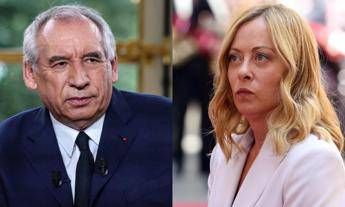 Francia, Bayrou: “Italia fa dumping fiscale”. Palazzo Chigi: “Affermazioni totalmente infondate”