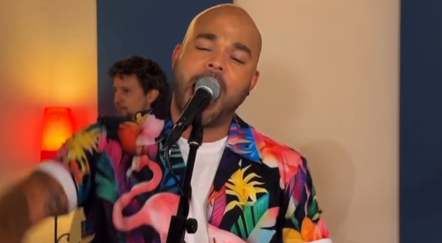 nate james in primo piano