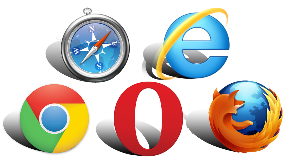 ricerche su google - nell afoto i loghi di diversi browser: la bussola di safari, la e di internet, il pallino colorato giallo verde e rosso di chrome, la o rossa di opera e il globo terrestre abbracciato da un avolpe arancione di firefox