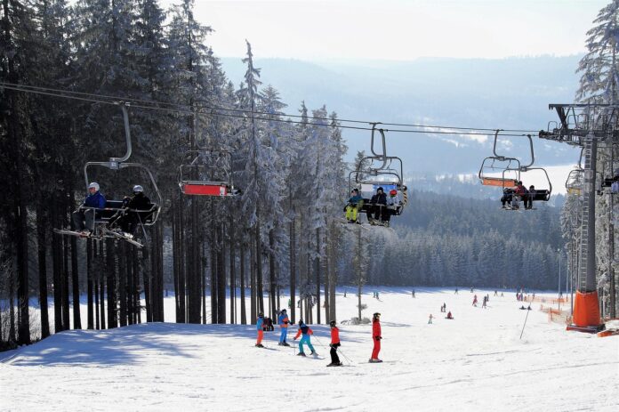 Dolomiti SuperSki skipass - nella foto un impianto di risalita per sciatori a seggiovia