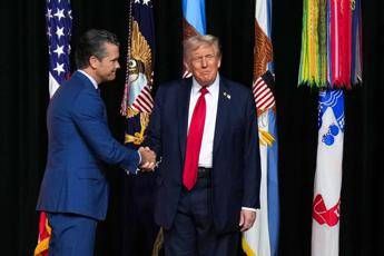 No alla barba, capelli corti e niente pancia: l’identikit del soldato di Trump
