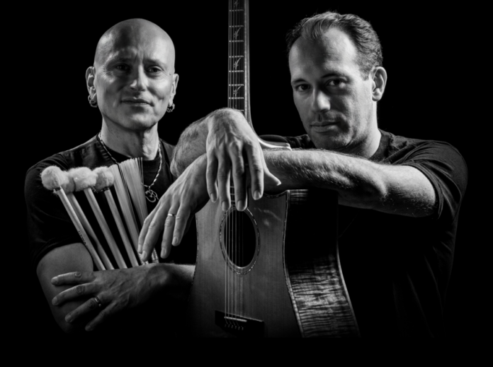 Luca Nobis e Roberto Gualdi insieme nell'album Échos de bazar - Zetatielle Magazine - promopic1 luca nobis a destra e roberto gualdi a sinistra