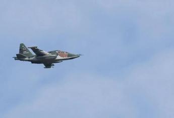 Svezia intercetta due jet russi vicini al suo spazio aereo, caccia in azione: si alza in volo anche la Nato