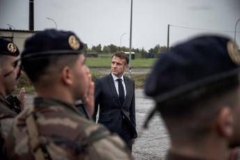 Ucraina, allarme 007 Russia: “Francia pronta a inviare 2mila soldati al fianco di Kiev”