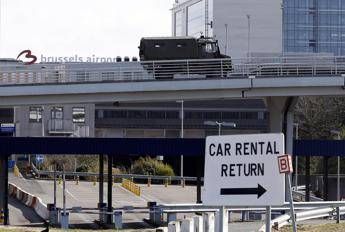 Ancora un avvistamento di droni, voli sospesi all’aeroporto di Bruxelles
